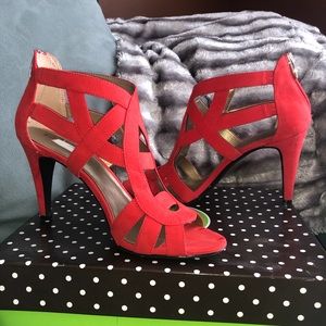 Kelly & Katie Catrin Heels
